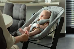 Outlet Childhome Evosit Meegroeistoel + Eettablet - Zwart
